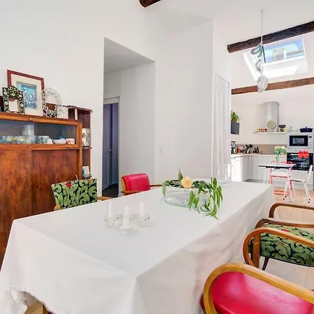 Apartment Place Des Halles Sete